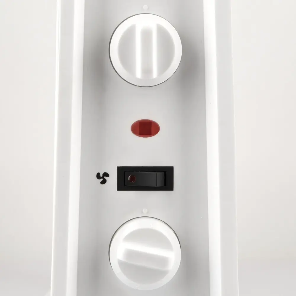 Close-up of the white control panel on the G3 Ferrari 2000W Convector Heater, showing two dials, a red indicator and turbo